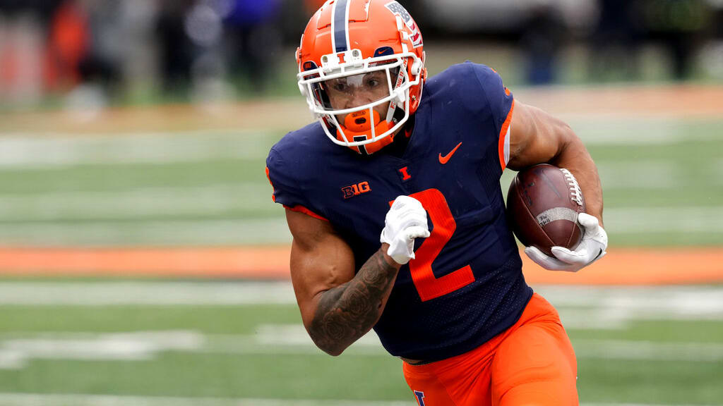 Bucs NFL Draft Target: Illinois Running Back, Chase Brown - Bucs