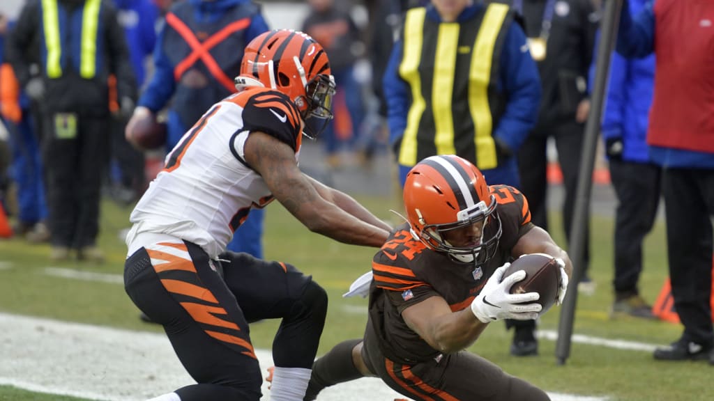 WATCH: Jarvis Landry throws 63-yard pass to Breshad Perriman to set up  Cleveland Browns TD