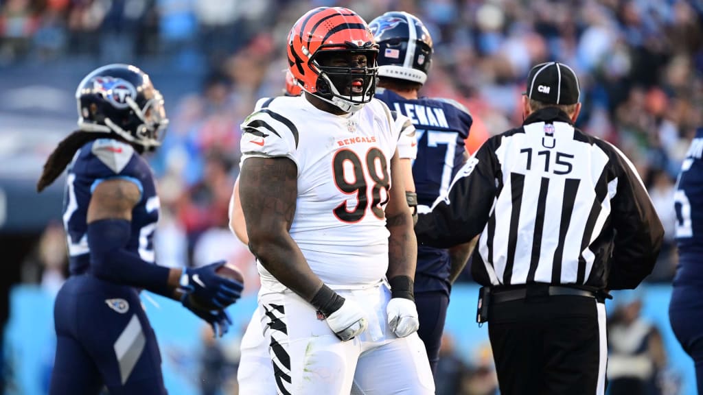 Bengals will wear black jerseys and white pants in Wild Card game