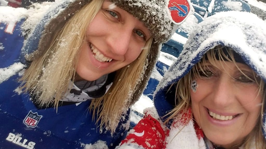 Bills' tailgate policy alters game routine for fans, businesses