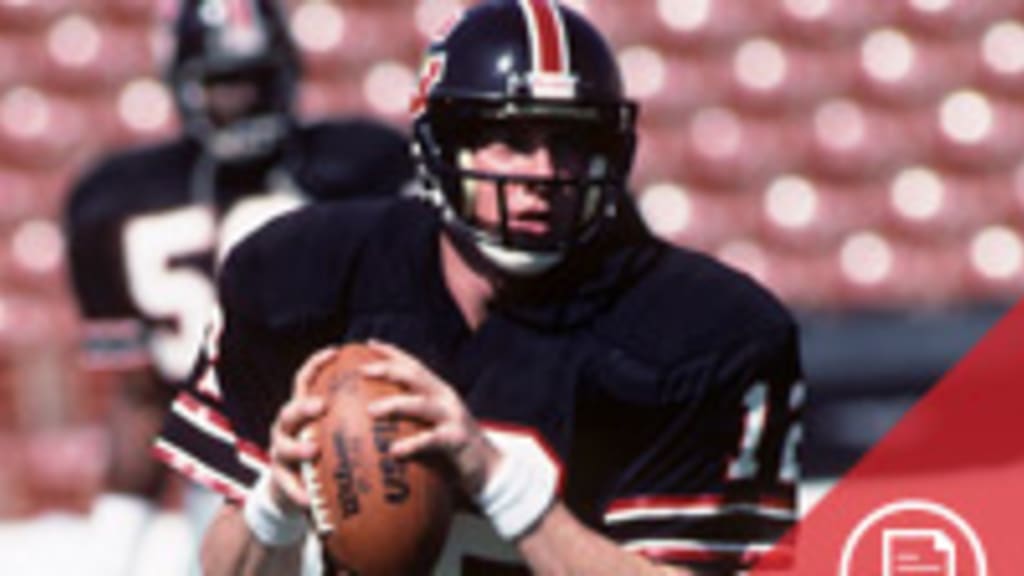 Feb. 24, 1985: Jim Kelly throws for 574 yards with Houston Gamblers