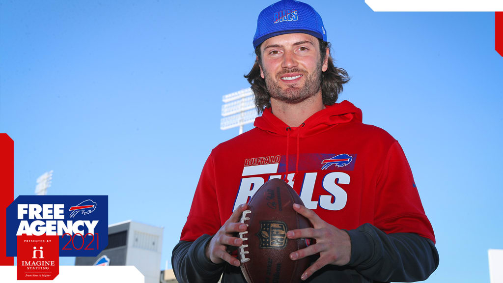 Bills reunite Jacob Hollister with Josh Allen: 4 things to know about new  TE 