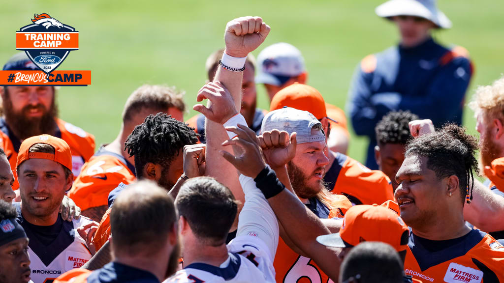 Denver Broncos and NFL Mexico donate Tochito kits to schools in Mexico