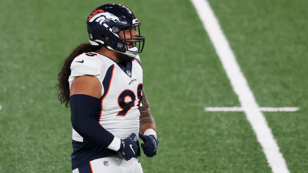 Highlands Ranch's Mike Purcell tries to stick with Broncos