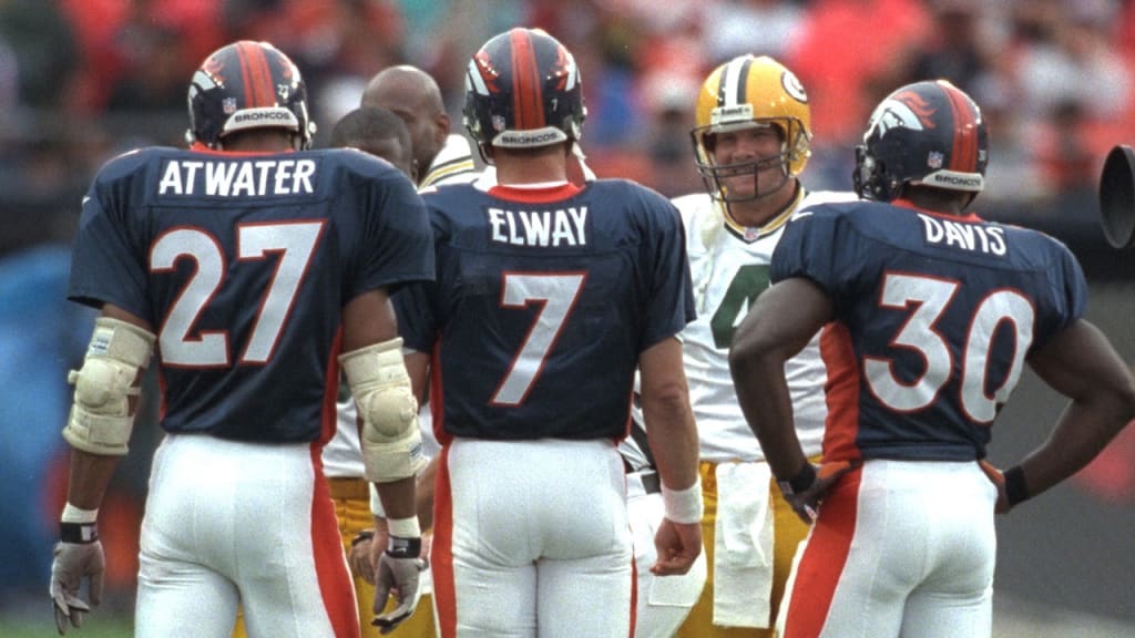 October 23, 2022: Former Bronco John Elway walks on the field for a  commemoration of the 25th anniversary of the Broncos first Super Bowl win  during halftime of the football game between