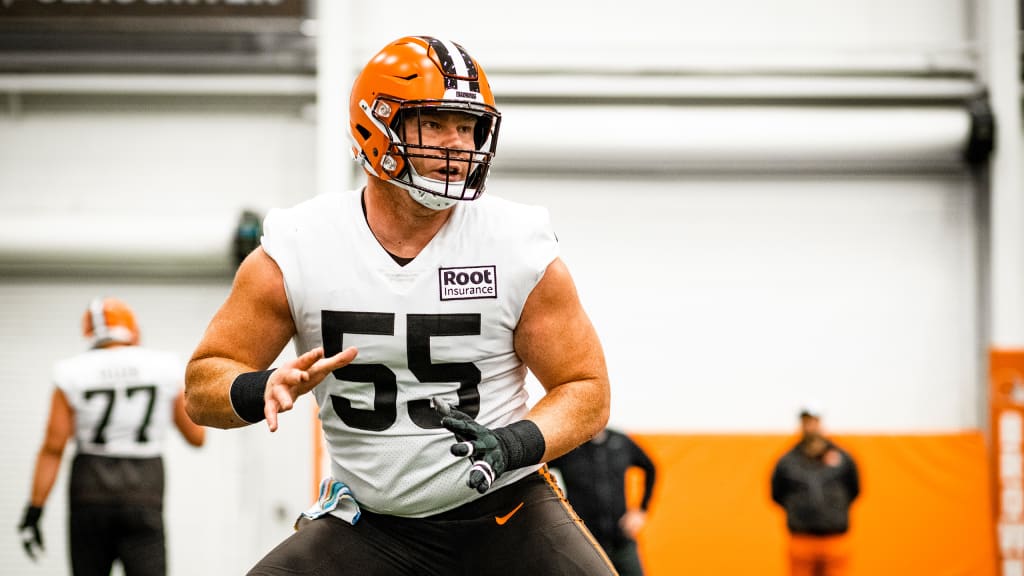 Cleveland Browns center Ethan Pocic walks off the field during the