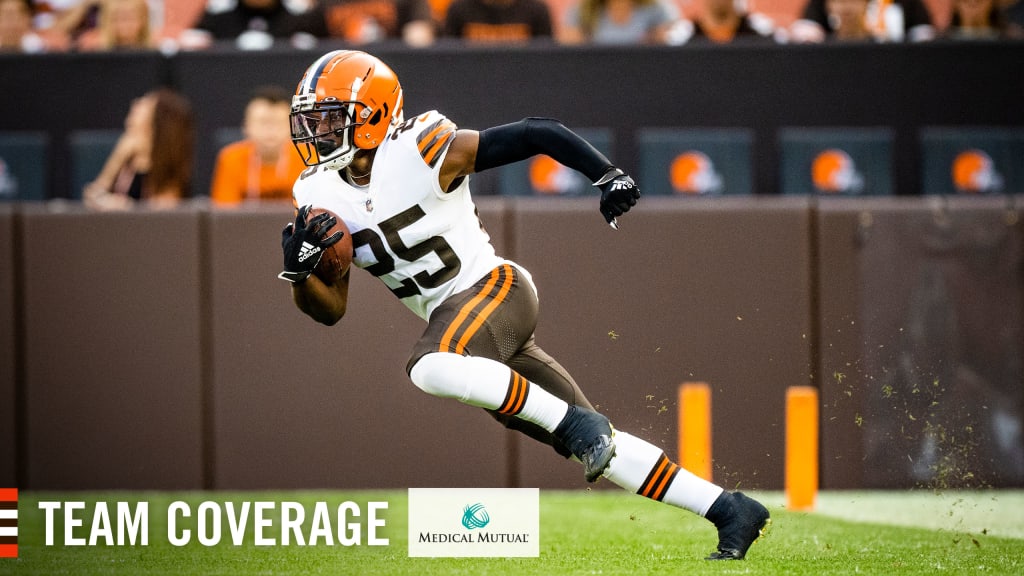 Cleveland Browns running back Demetric Felton Jr. takes part in drills  during the NFL football team's training camp, Thursday, July 28, 2022, in  Berea, Ohio. (AP Photo/Nick Cammett Stock Photo - Alamy