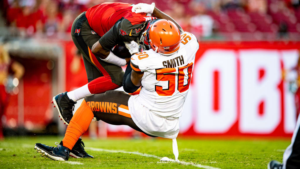 By the Numbers: Starting defense racks up 5 sacks in loss to Buccaneers