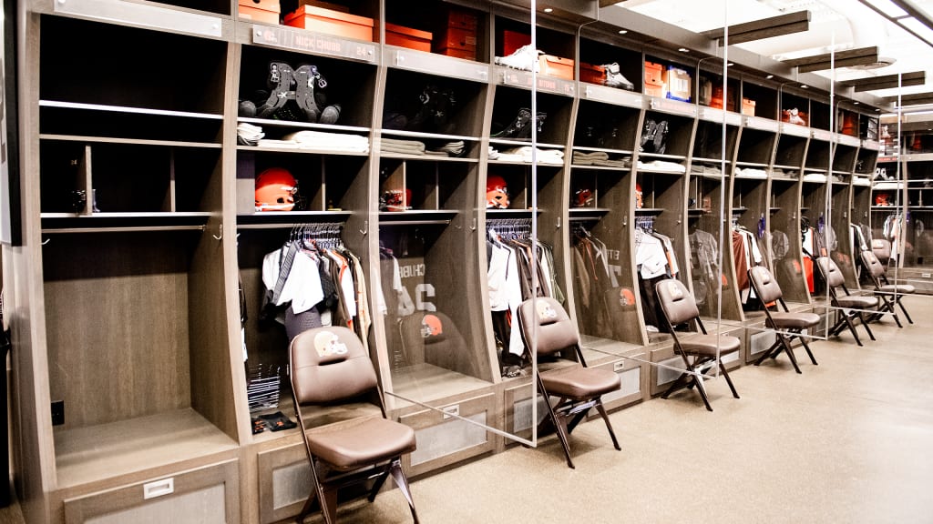 cleveland browns locker room