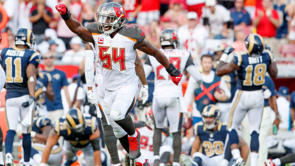 Jameis Winston throws 4 TD passes, Shaquil Barrett gets late sack as  Buccaneers outlast Rams – The Denver Post