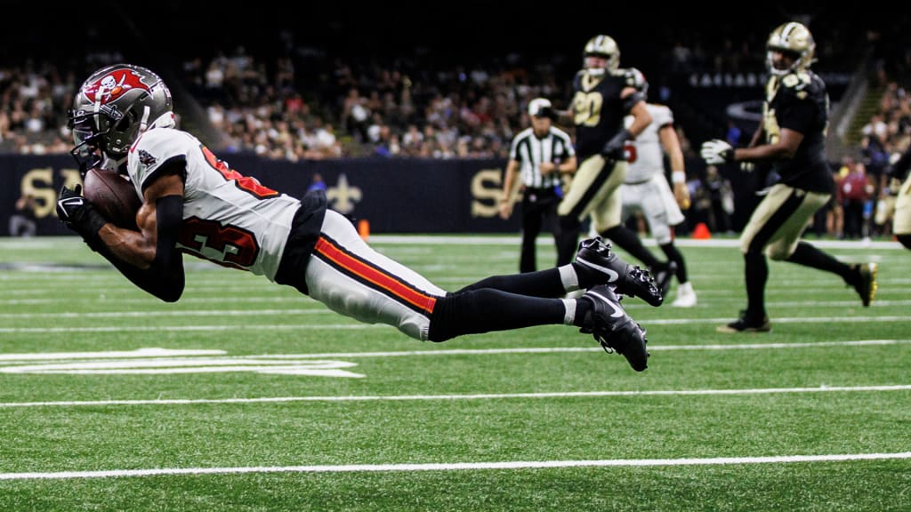 Deven Thompkins of the Tampa Bay Buccaneers carries the ball