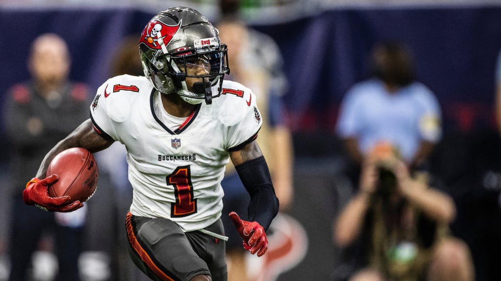 Bucs rookie linebacker Joe Tryon puts huge hit on Bengals quarterback in  1st preseason game