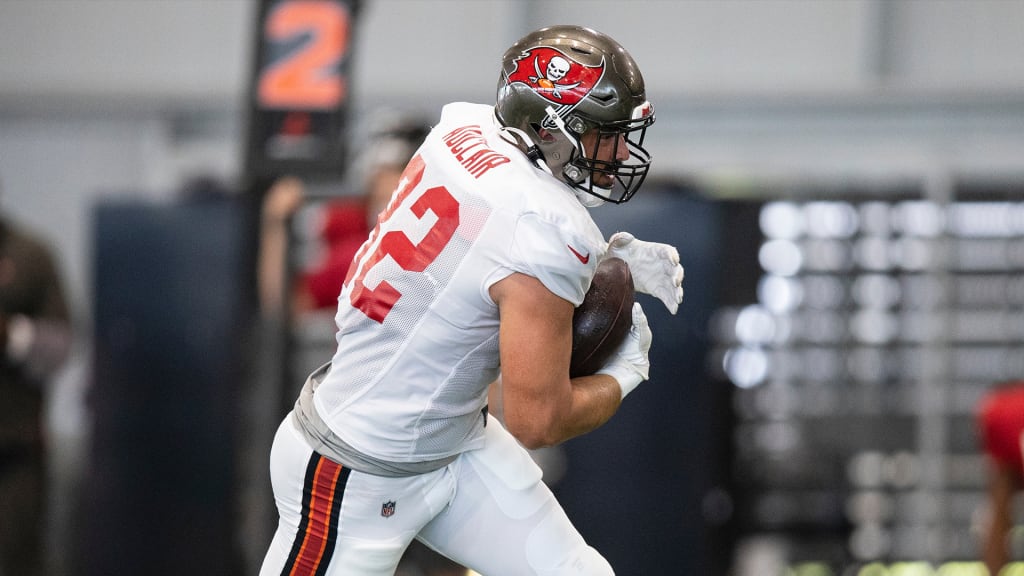 Canada's Antony Auclair part of Buccaneers team prepping to face K.C. in  Super Bowl