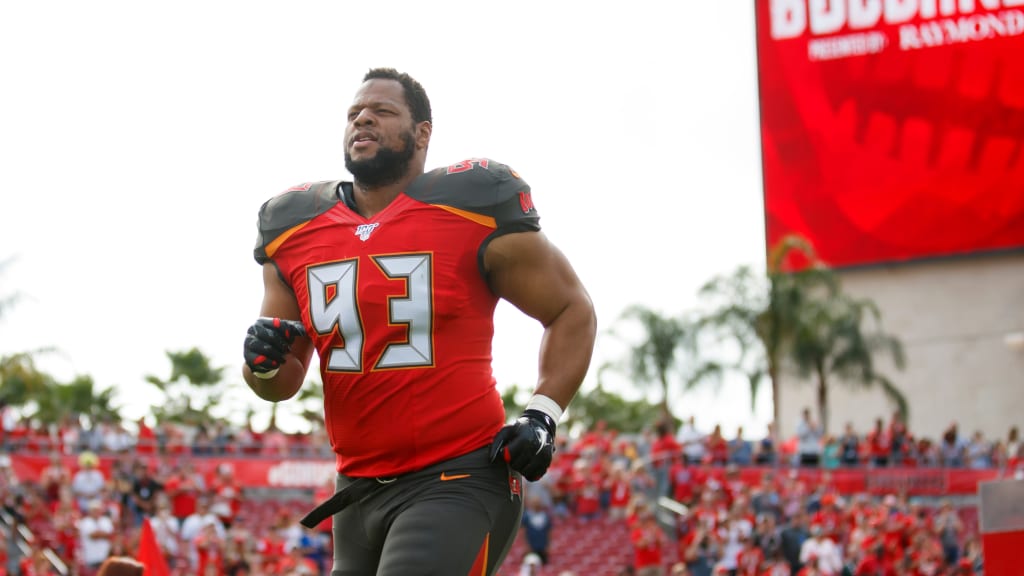 Utah defensive lineman John Penisini runs a drill at the NFL