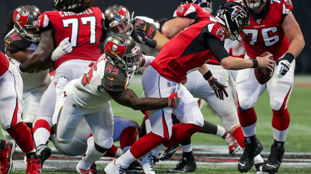 Tampa Bay Buccaneers fans wear bags before an NFL football game against the  Atlanta Falcons Sunday, Dec. 30, 2018, in Tampa, Fla. (AP Photo/Chris  O'Meara Stock Photo - Alamy