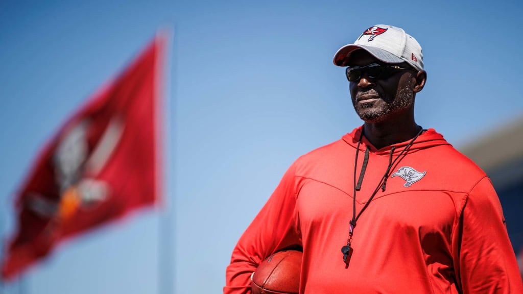 Buccaneers hoping to return home after relocating to avoid Hurricane Ian