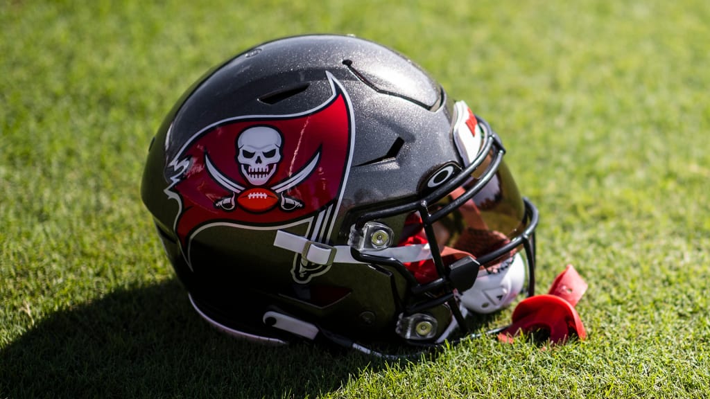 Buccaneers fail to adapt in 2022 as others in NFL cash in