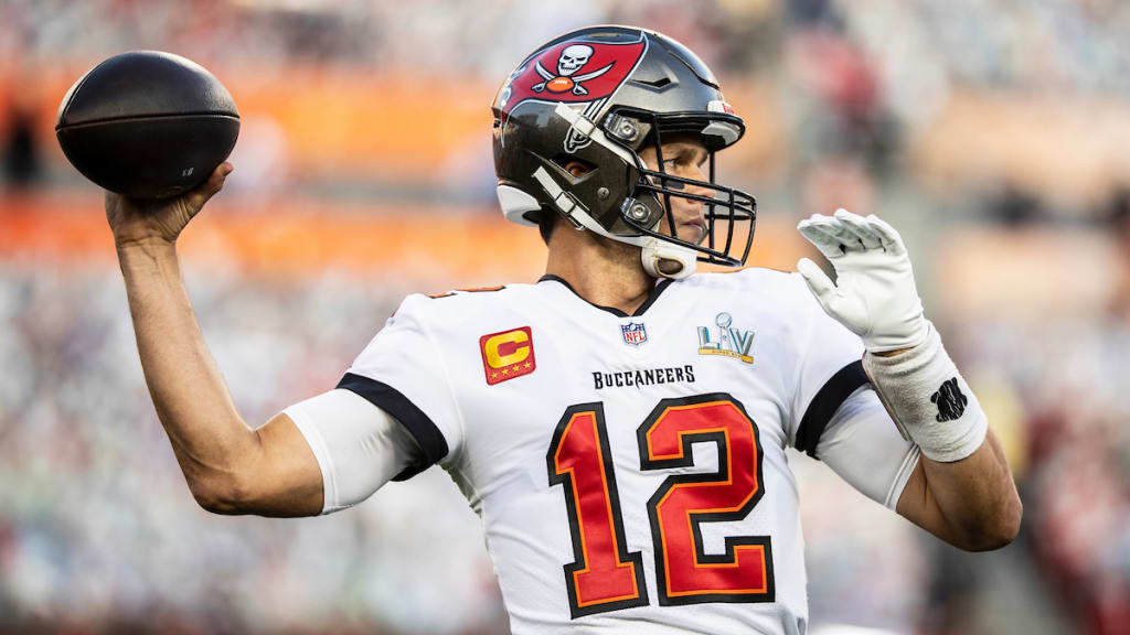 TheSocialTalks - Tom Brady And The Tampa Bay Buccaneers Reach 2022