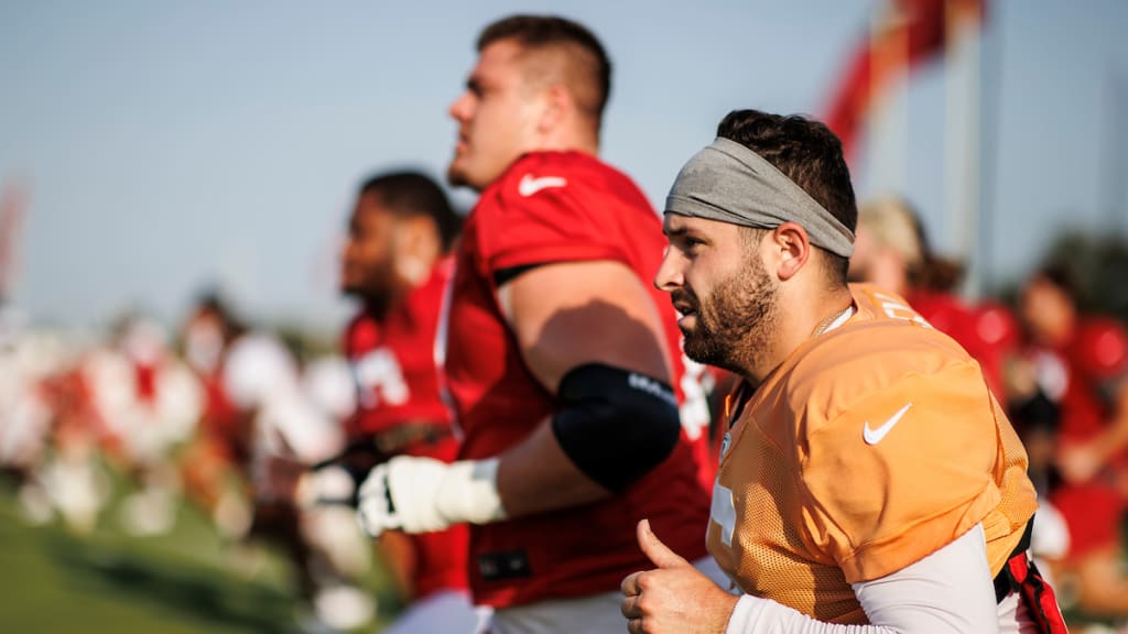 Ryan Jensen injury: 3 Free Agent Centers Buccaneers should target to help  Baker Mayfield