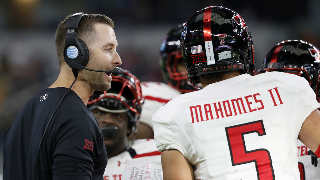 Kliff Kingsbury on Mahomes, Rams-Cardinals, and Brady in the Bahamas - The  Ringer