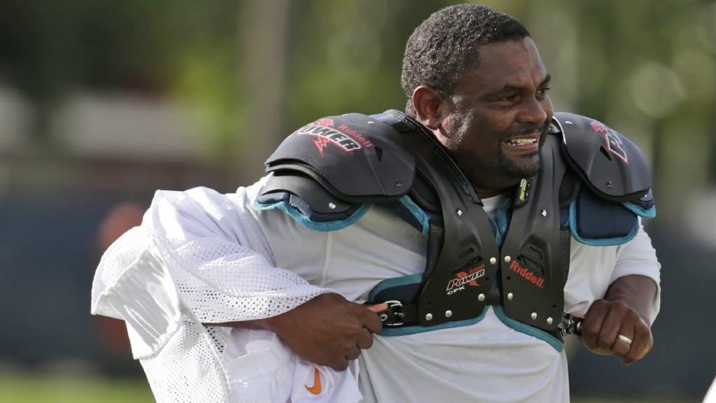 Van Jefferson gave his dad, the Cardinals' WRs coach, a game ball