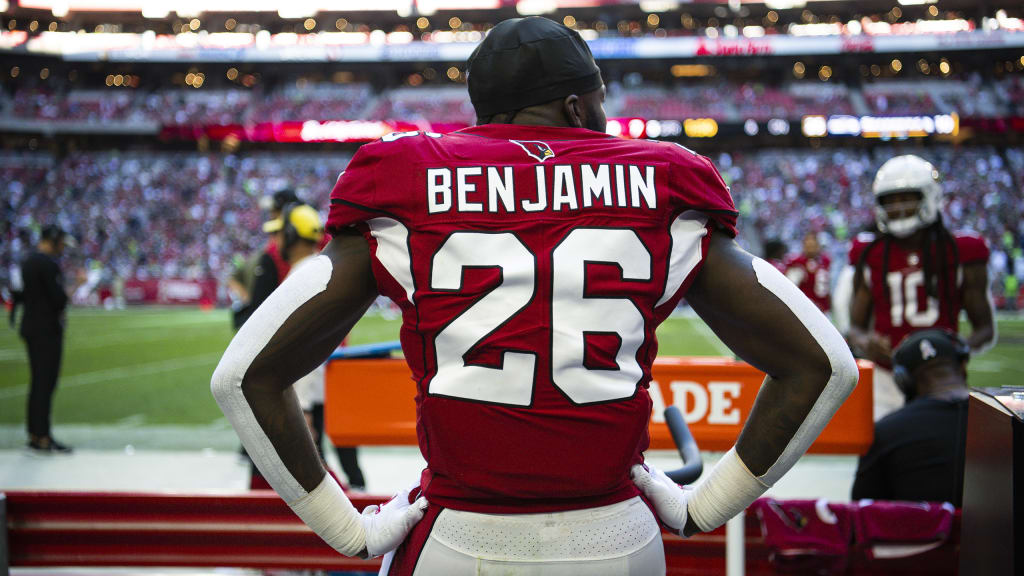 November 21, 2021: Arizona Cardinals running back Eno Benjamin (26) tries  to score a diving touchdown. The play was called back due to a Seattle  timeout before the snap during a game