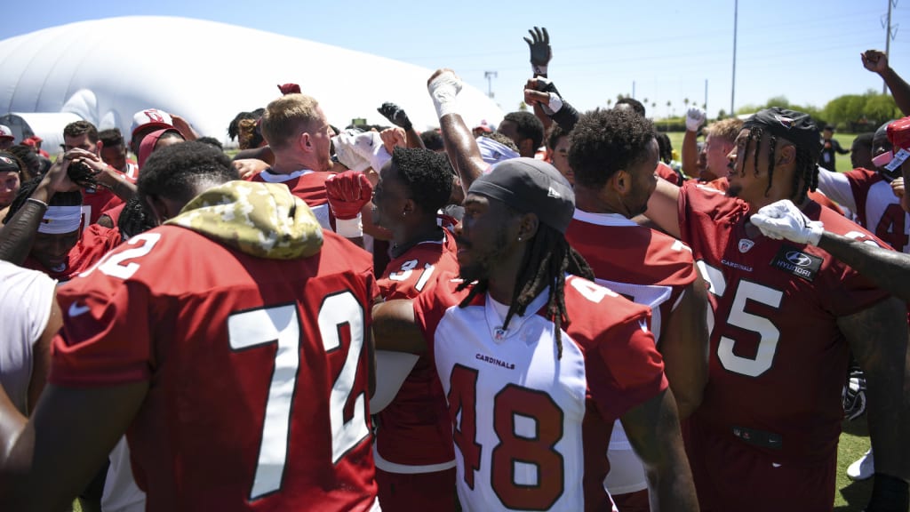 Delay of game in Arizona Cardinals training camp annoucement