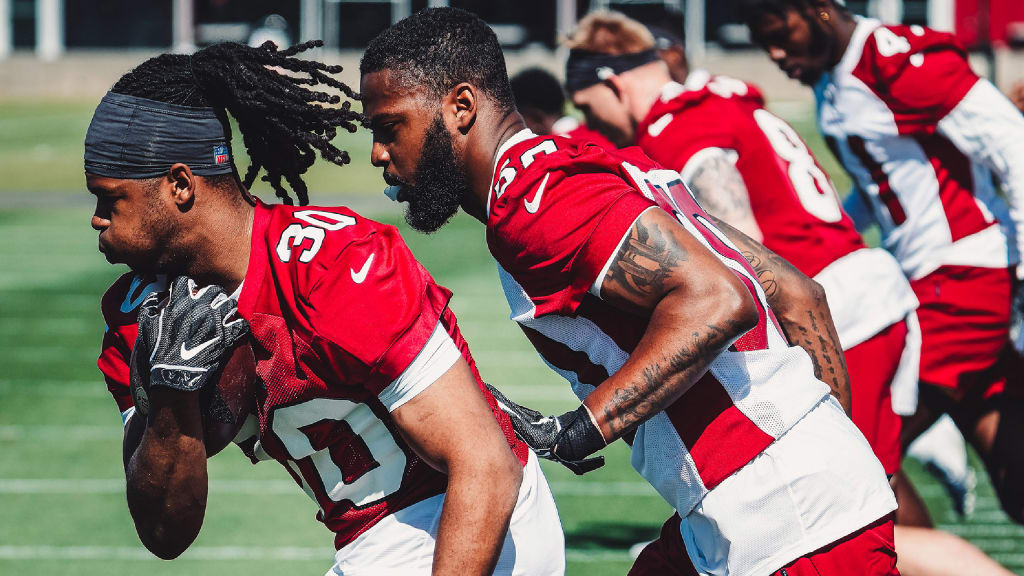 Arizona Cardinals running back Keaontay Ingram morphs into a human joystick  on his slippery 24-yard catch-and-run