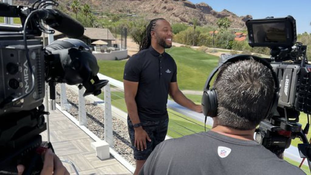 Just Sports on X: Retired? Un-retired? On hiatus? Dramatic pause? Whatever  you call it he's earned the break, but when you're the 🐐 demand for your  jersey never dies! @LarryFitzgerald    /