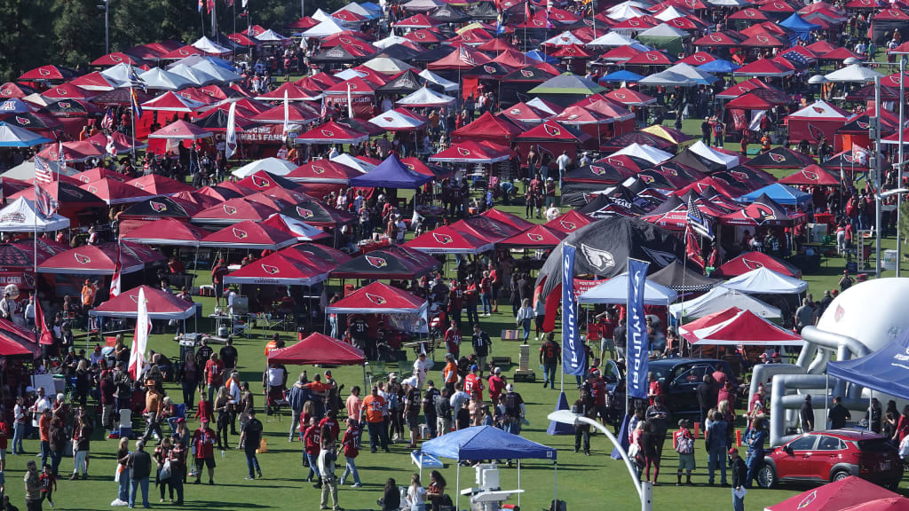 Fans gathering at State Farm Stadium for Cardinals-Packers game 