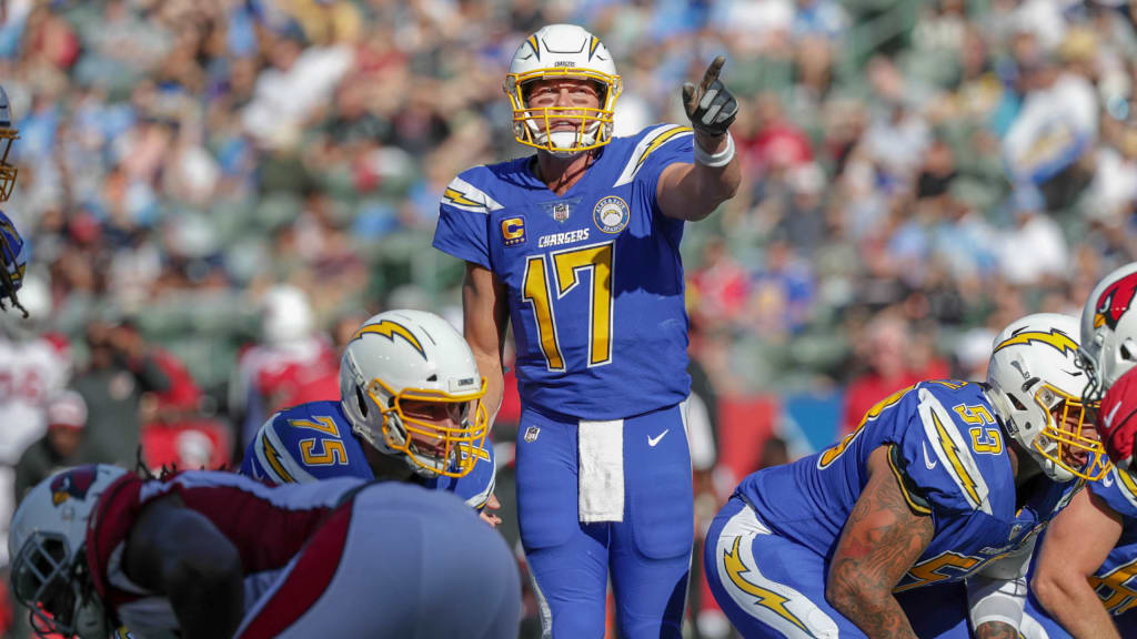 Rivers sets completion records as Chargers beat Cardinals 45-10