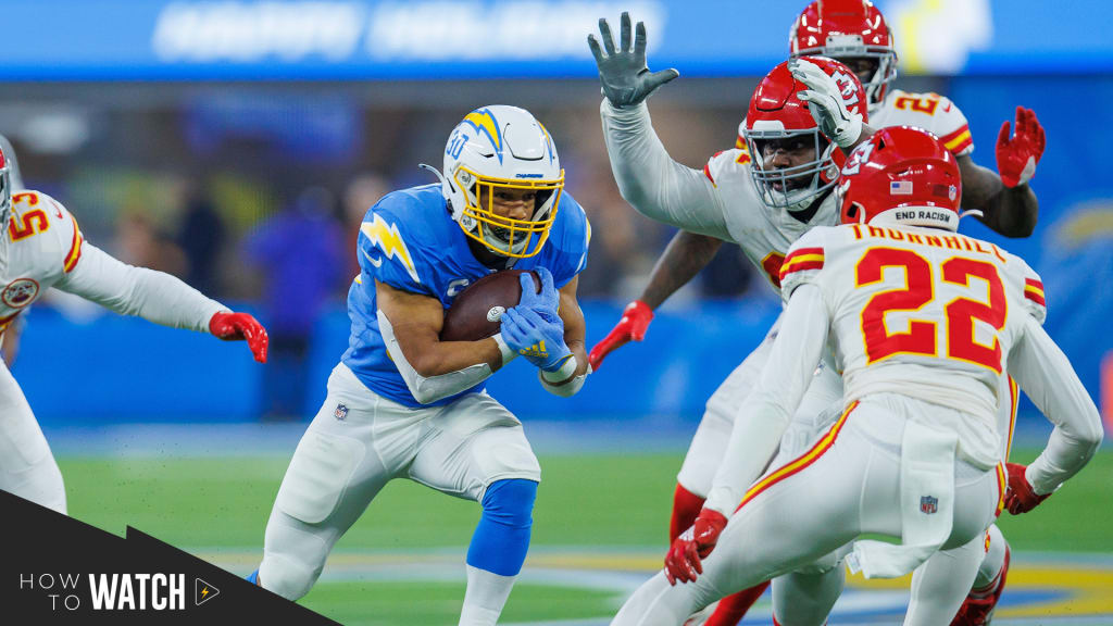 Kansas City Chiefs at Los Angeles Chargers on December 16, 2021