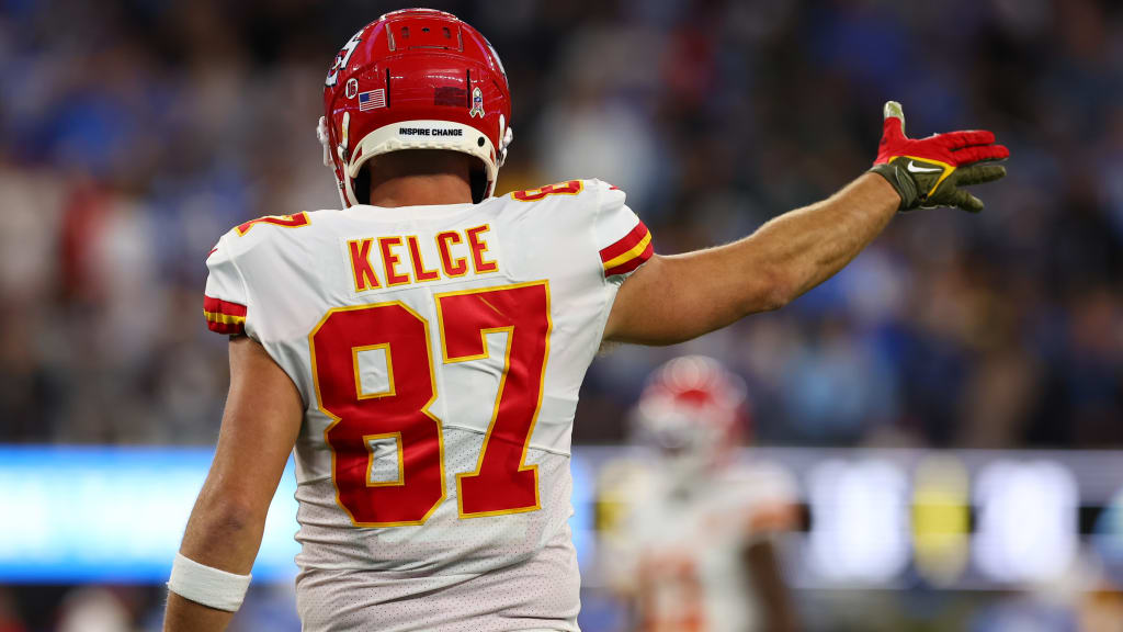 Travis Kelce Named AFC Offensive Player of the Week