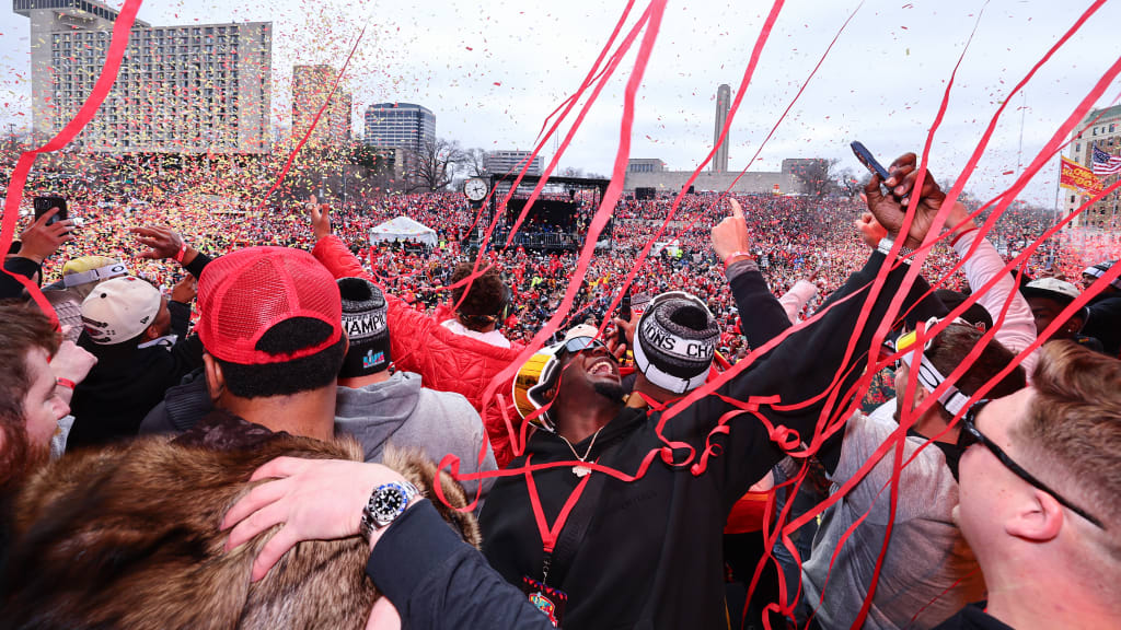 Behind the Lens: The Best of Chiefs Cheer