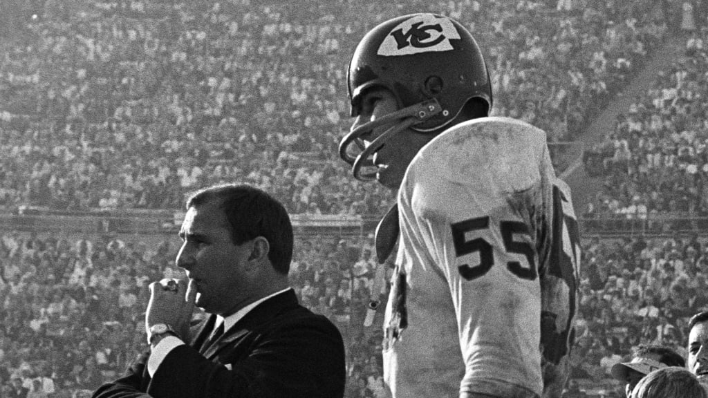 College Football Hall of Famer E.J. Holub Passes Away - National