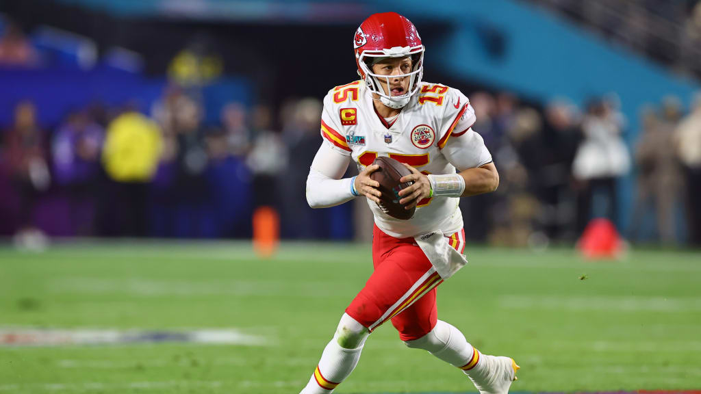 Chiefs' Representatives on the NFL 100 All-Time Team to be Honored on Sunday