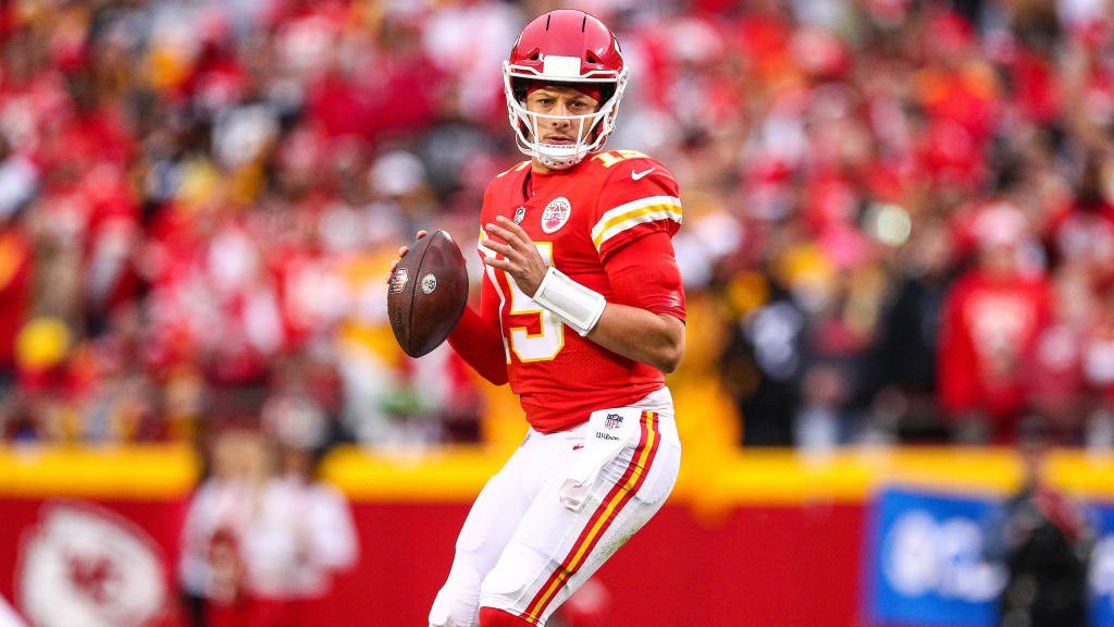 Chiefs: Mahomes, receivers begin offseason training in Texas