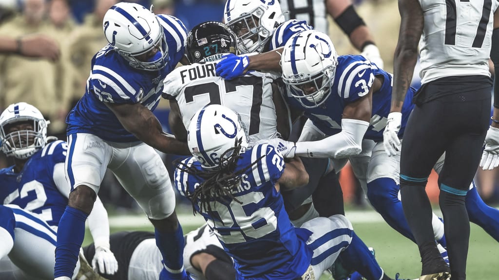 Colts warm up to face the Jacksonville Jaguars during NFL Week 17