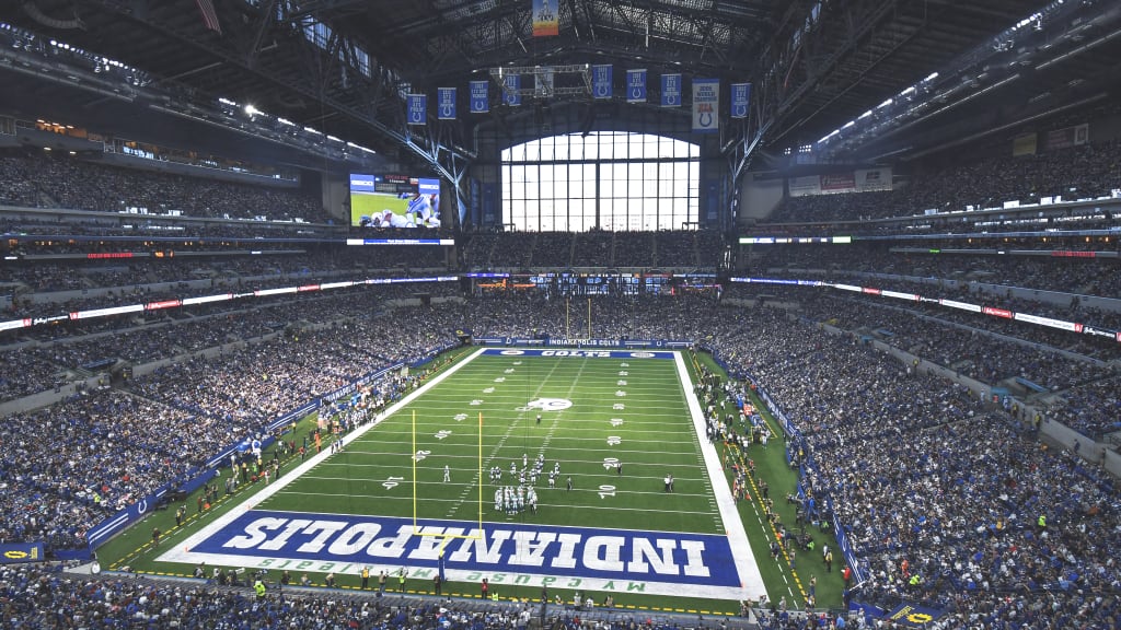 Lucas Oil Stadium ties menu into College Football Playoff National