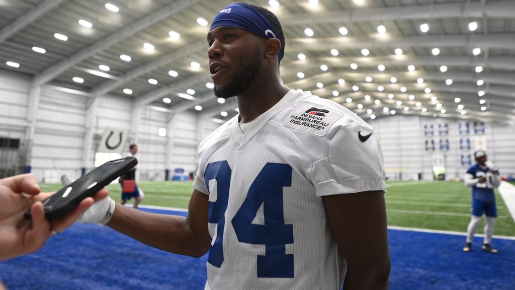 Indianapolis Colts' Alec Pierce left minicamp practice with injury