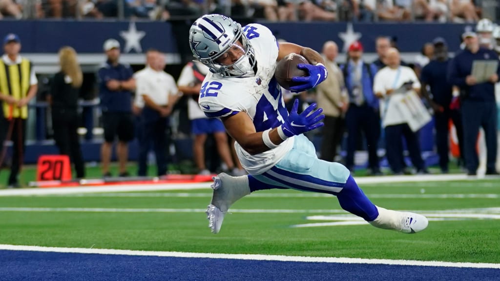 Cowboys DE DeMarcus Lawrence upped the ante vs. Giants, and Dak