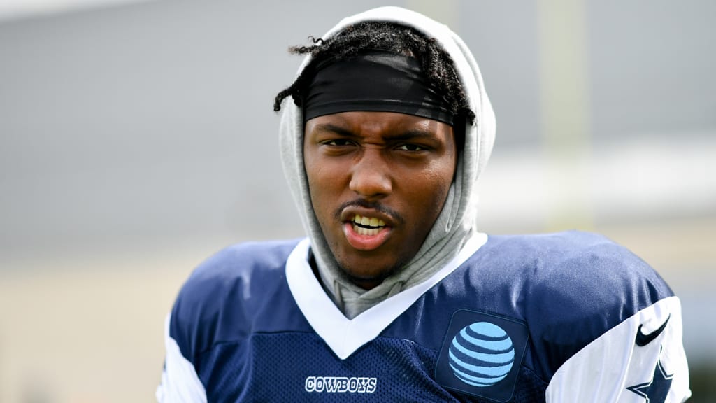 Packers have Former 1st Round Pick Taco Charlton in for Visit