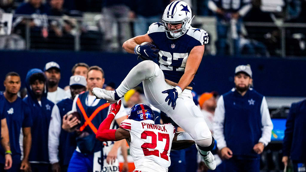 Cowboys tight ends win Thanksgiving with their 'whack-a-mole' Salvation  Army celebration 