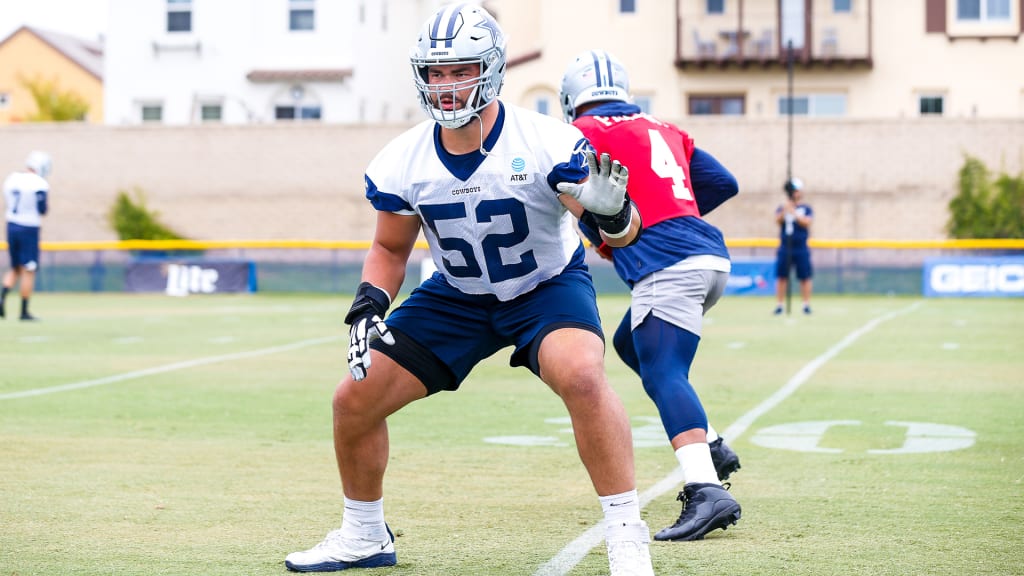 Miami Dolphins plan to use ex-Cowboy Connor Williams at center