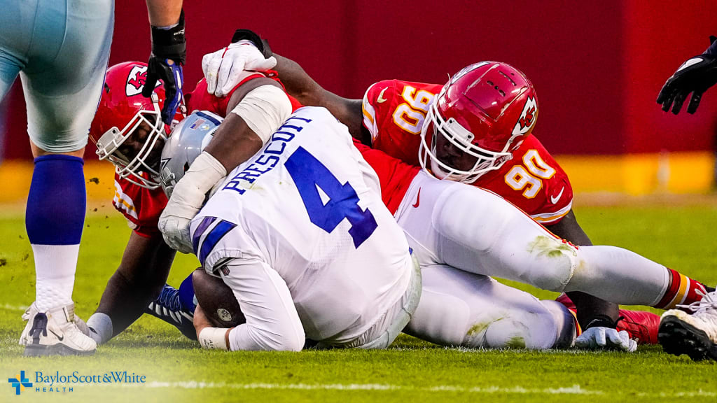 Byron Pringle with a Huge Stiff Arm for Extra Yards