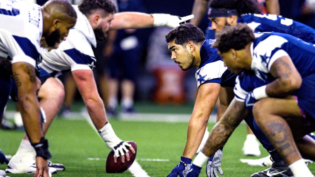 Los Cowboys planean usar a Isaac Alarcón en una posición totalmente d