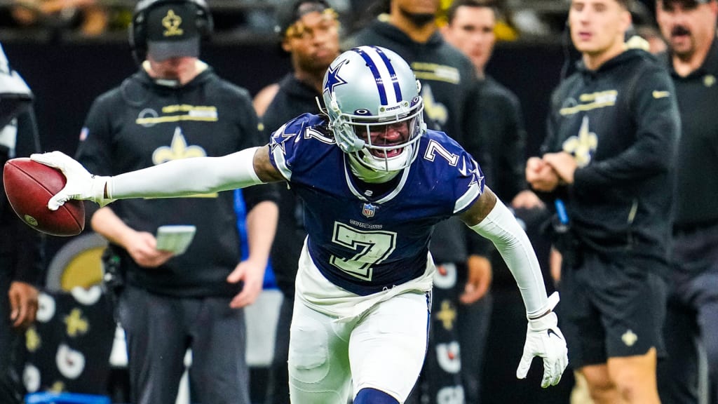 Former Cowboys WR Dez Bryant predicted Trevon Diggs' interception