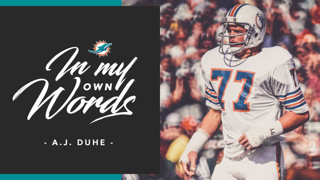 A.J. Duhe  Nfl football pictures, Dolphins football, Miami dolphins  football