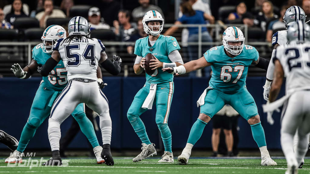 DeVante Parker of the Miami Dolphins at AT&T Stadium on September 22