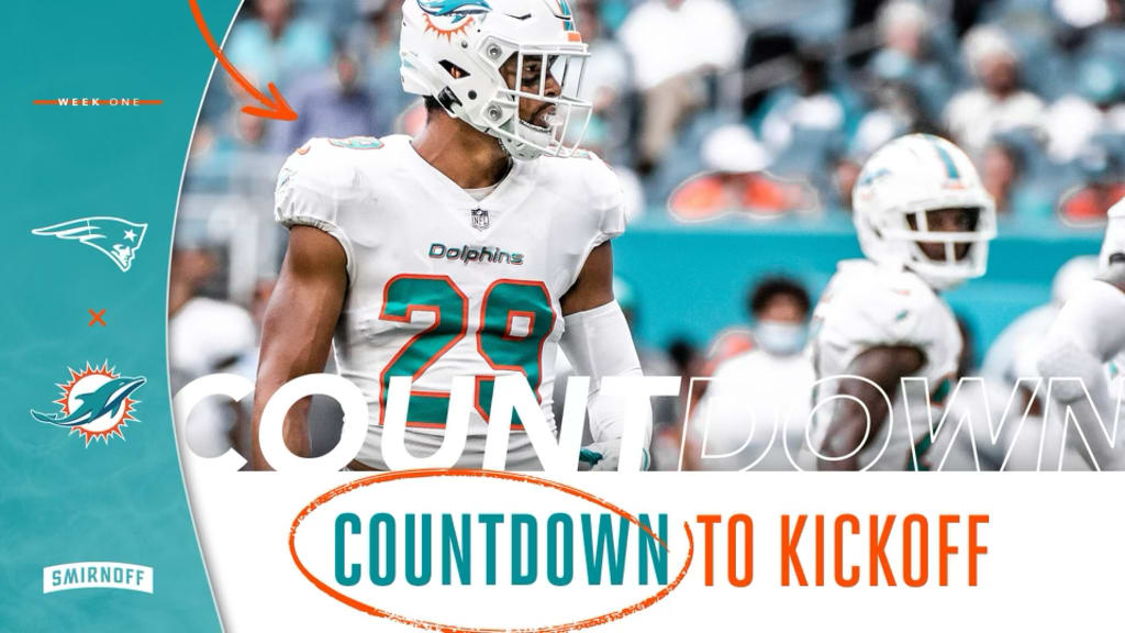 Miami Dolphins defensive back Clayton Fejedelem (42) waits for a play,  during the second half of an NFL football game against the Kansas City  Chiefs, Sunday, Dec. 13, 2020, in Miami Gardens